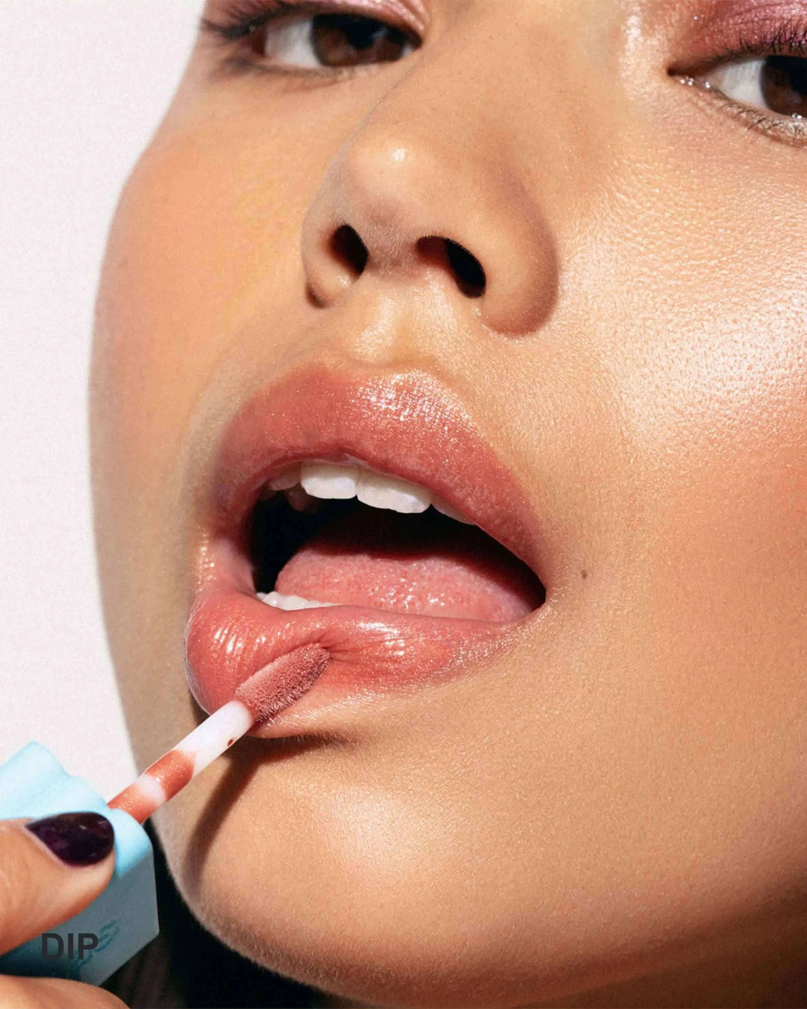 Wet Lip Oil Plumping Treatment Gloss